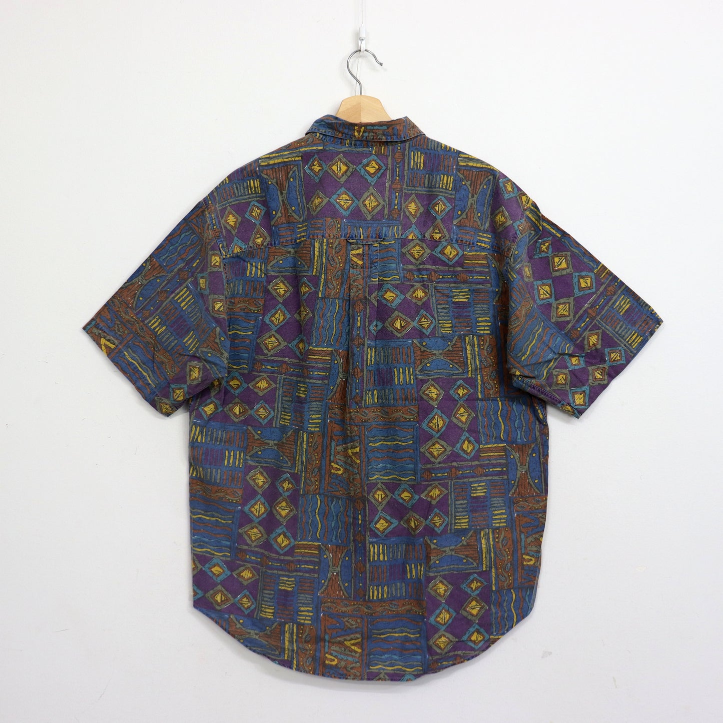 used : (Ike) Batik Pattern Shirt