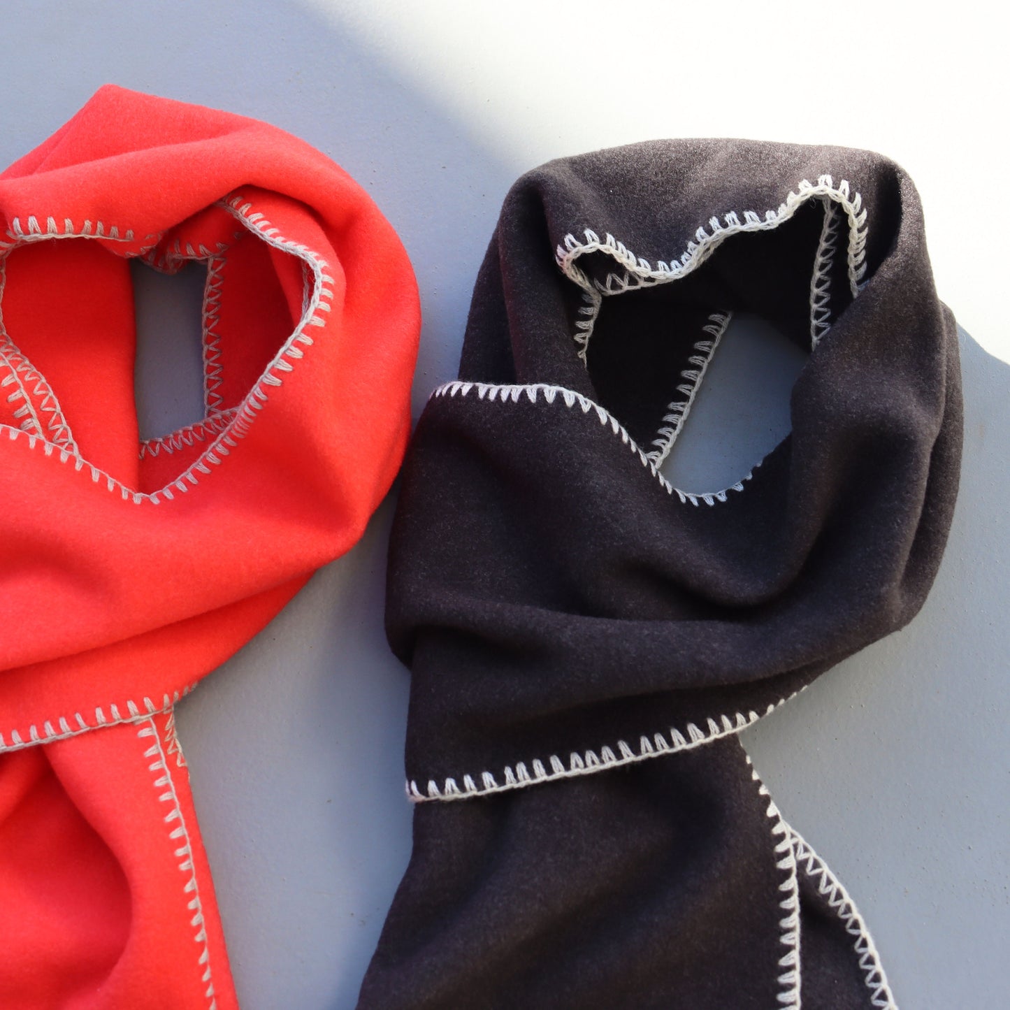 INFIELDER DESIGN : AC-143 blanket stitch fleece Muff