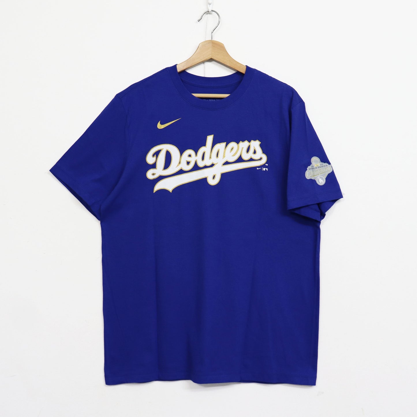 NIKE：MLB 2025WS Champions Tee -  BETTS #50