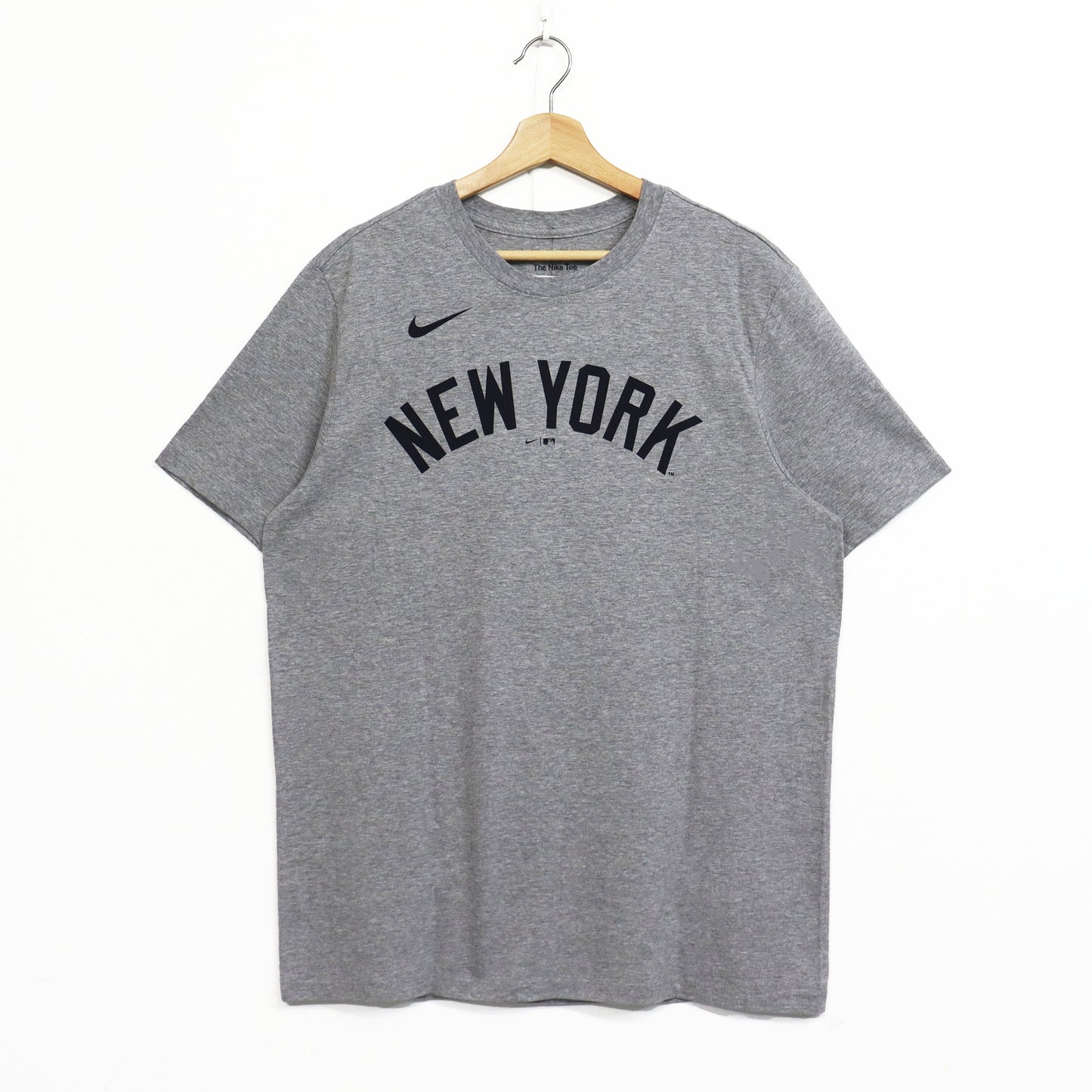 NIKE：MLB Yankees Numbering Tee - JUDGE #99 【GREY】
