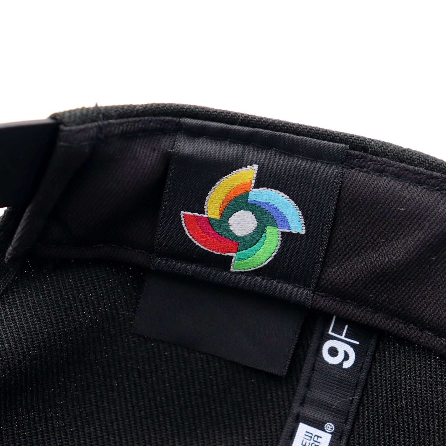 Newera : 590 2026 WBC Logo