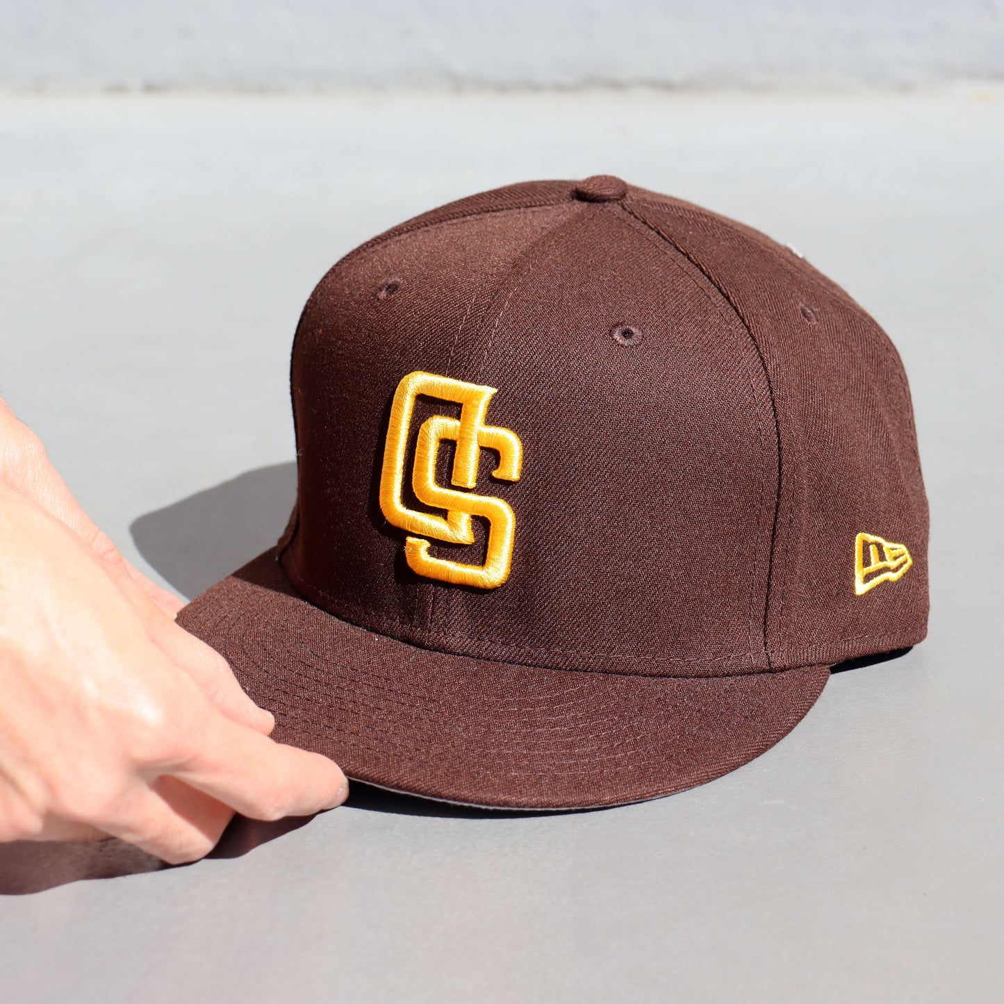 used : (Newera) 5950 SD Padres Upside Down Logo Cap