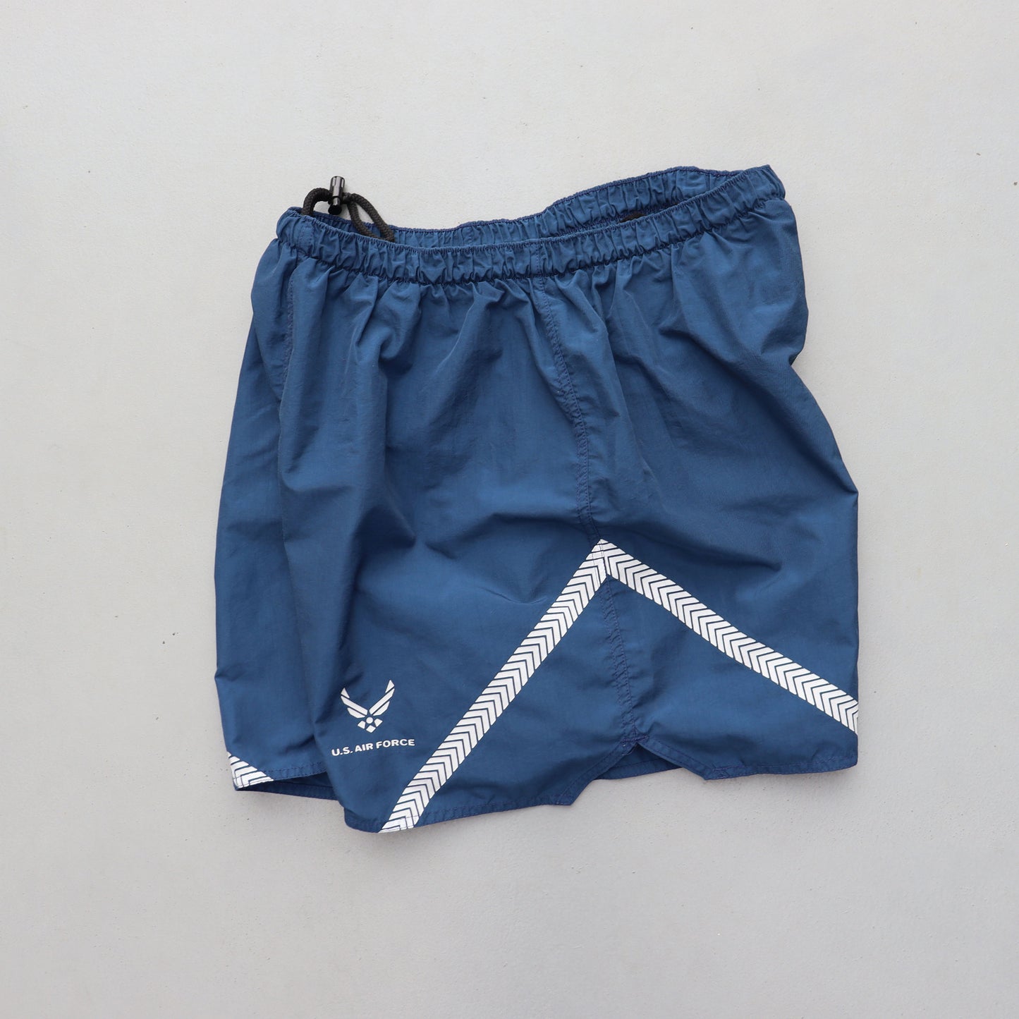 used : U.S. Air Force Nylon Training Shorts - L