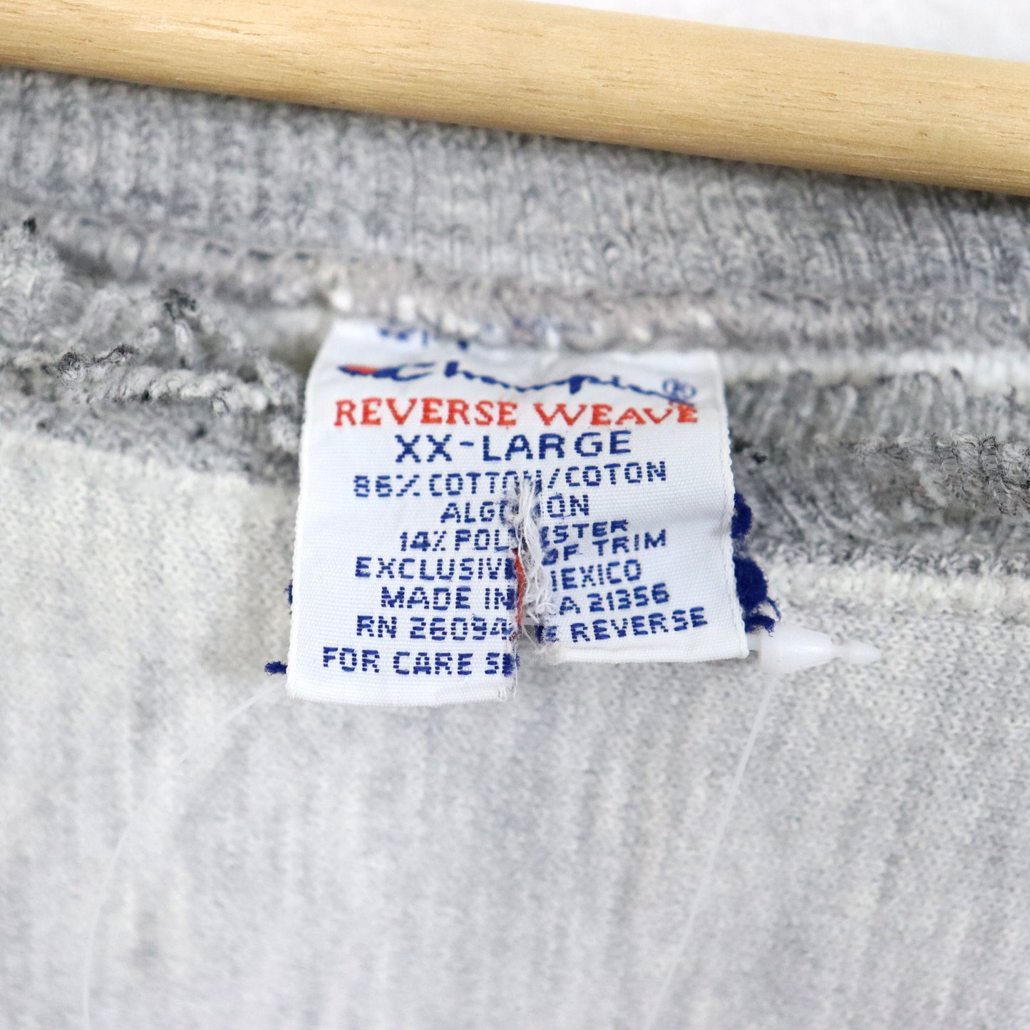 COPYCAT : NAVY L/S SWEATSHIRT (Damaged)