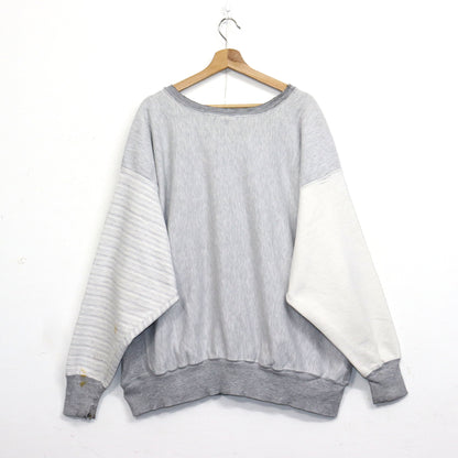 COPYCAT : NAVY L/S SWEATSHIRT (Damaged)