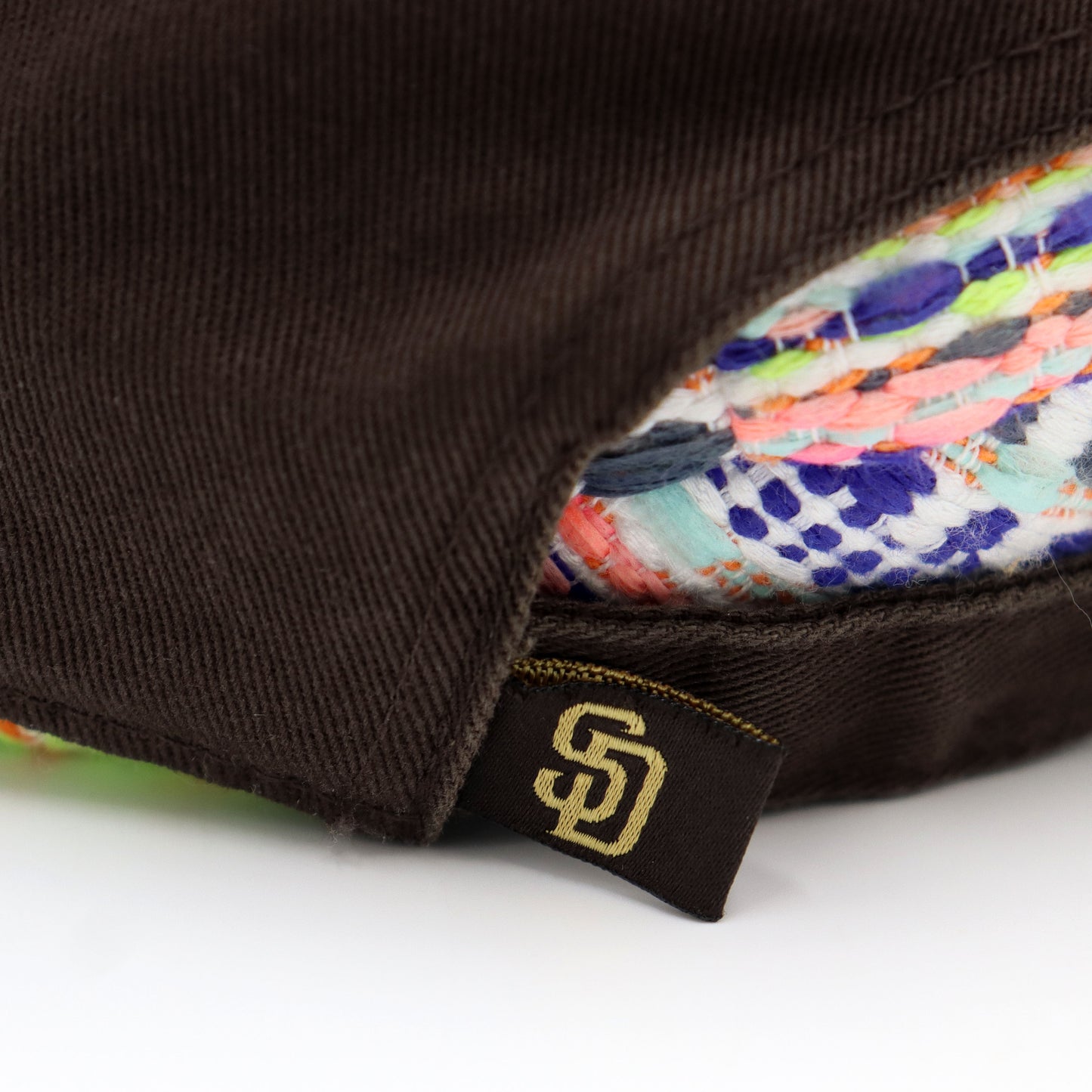 '47: [CLEAN UP]-Team Logo ②