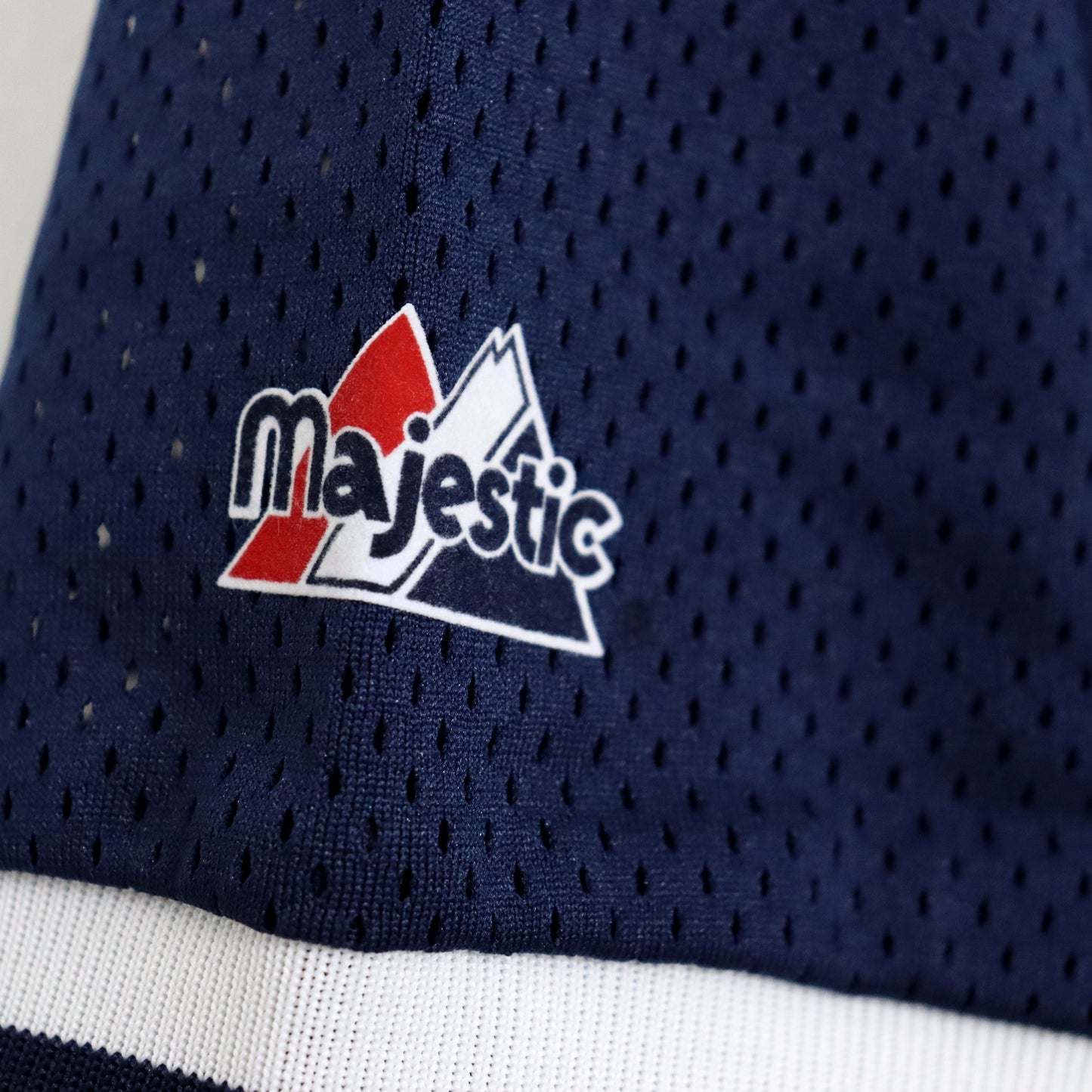 used : (Majestics) NY Yankees Mesh Baseball Shirt