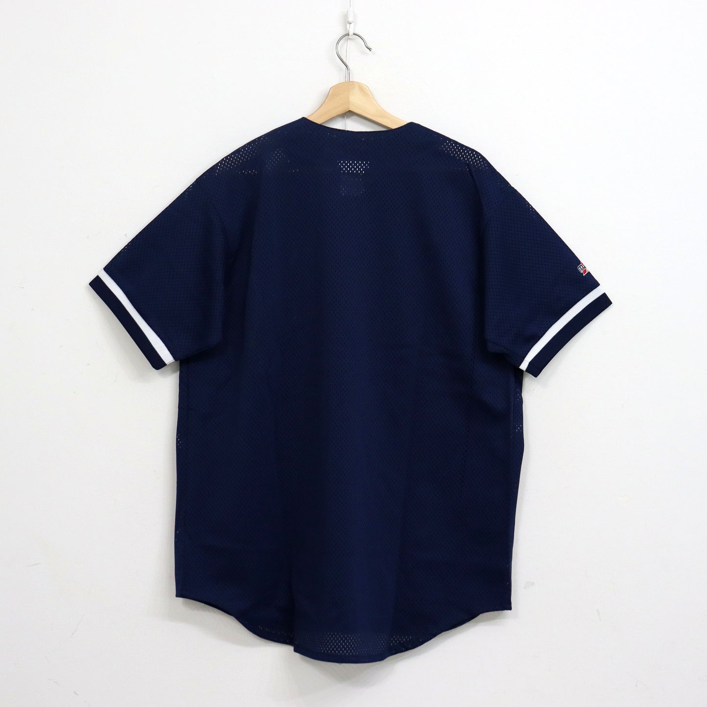 used : (Majestics) NY Yankees Mesh Baseball Shirt