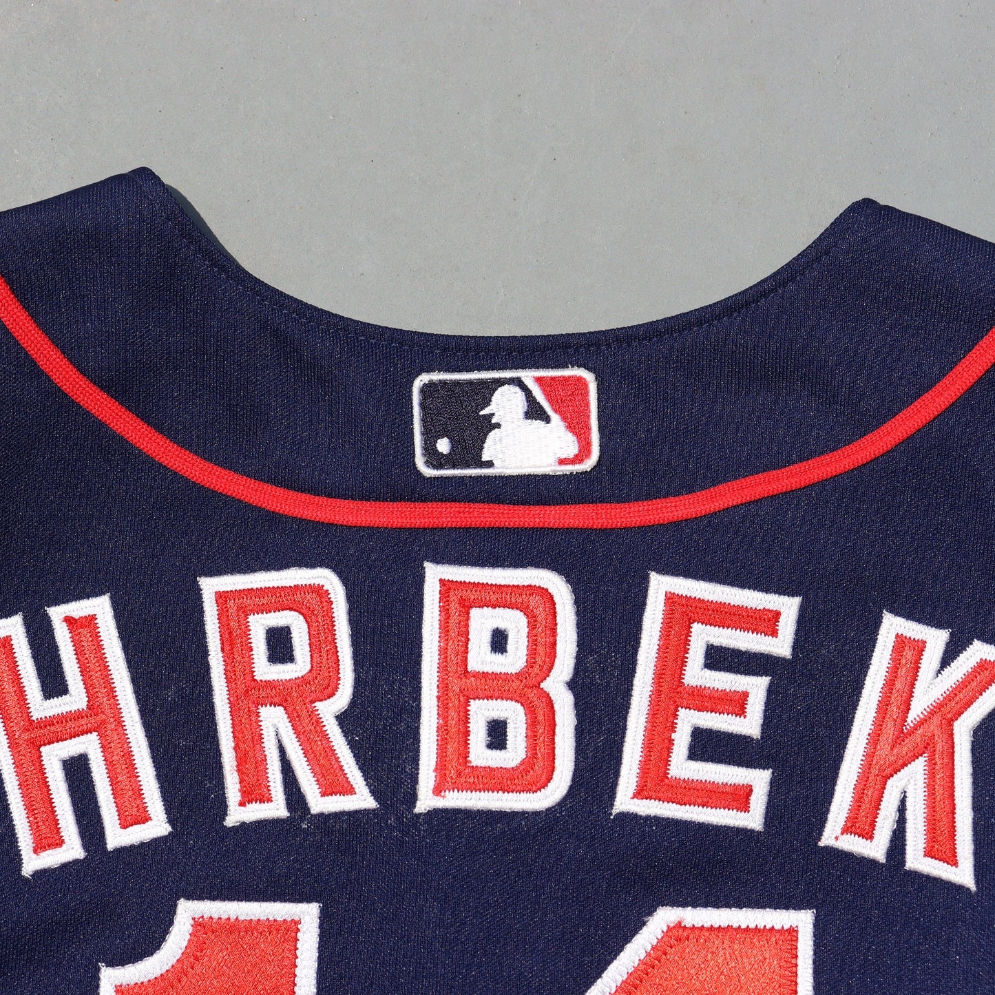 used : (Russell) Kids Twins #14 HRBEK Uniform (K)